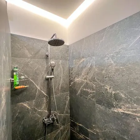 Renthouse Apartments Neoclassic Кишинёв Экстерьер фото