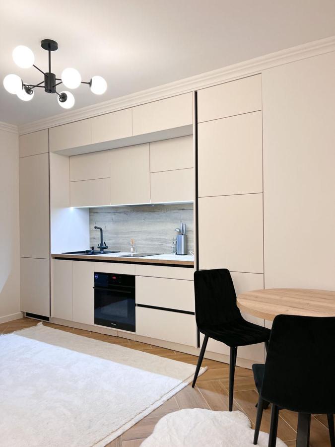 Renthouse Neoclassic Апартаменты Кишинёв