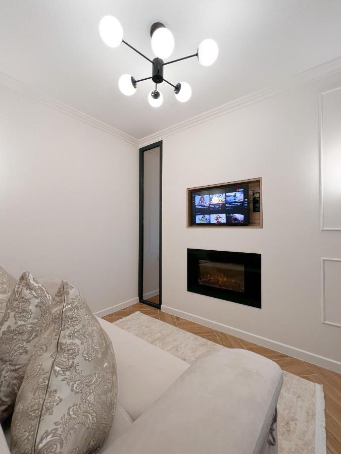 Апартаменты Renthouse Neoclassic *